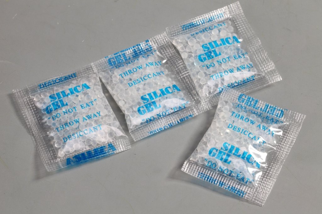 5g Silica Gel – Wax Paper